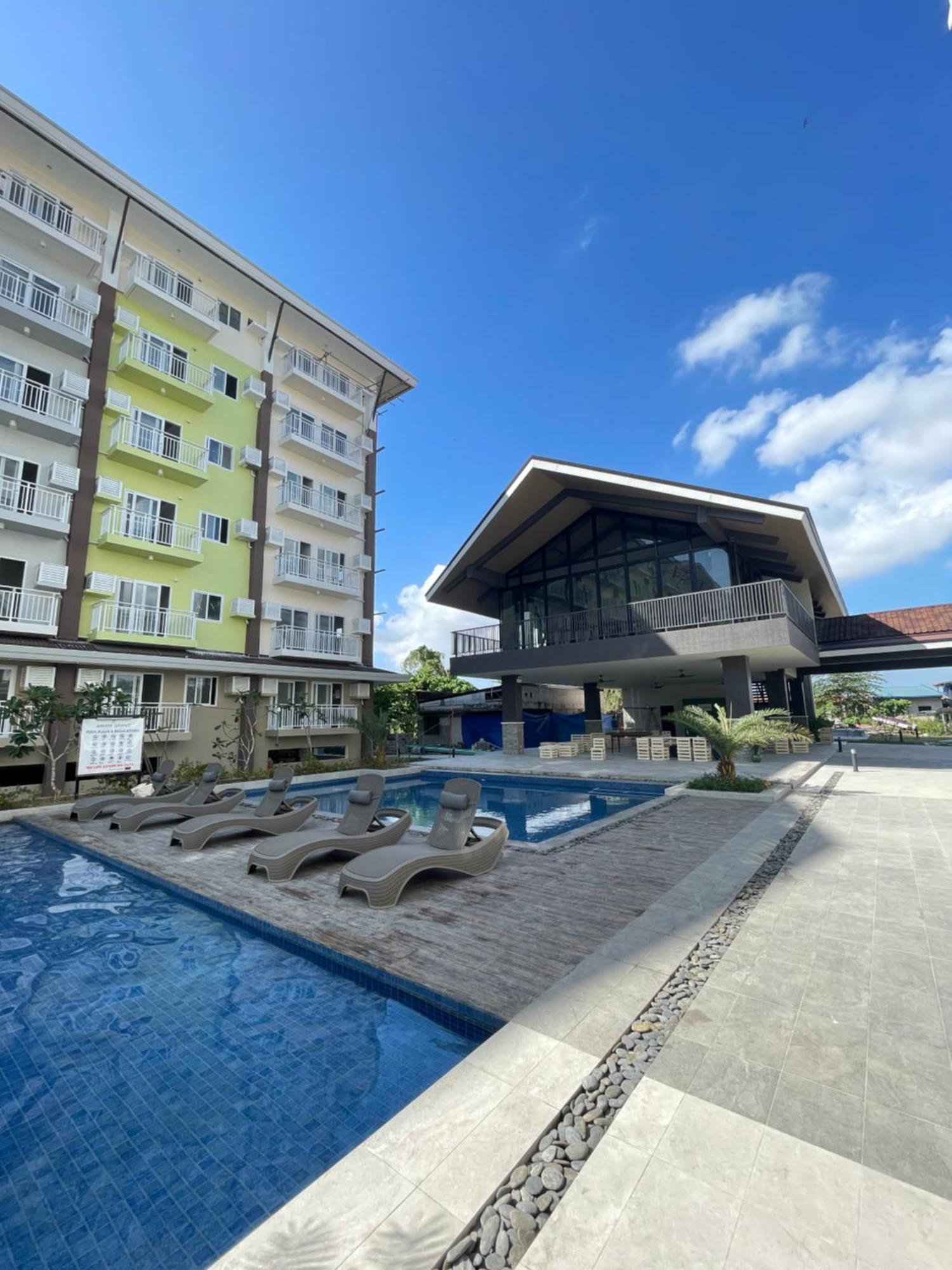 Travelers Delight Amani Grand Resort Residences 3-5Mins From Airport Đảo Mactan Ngoại thất bức ảnh